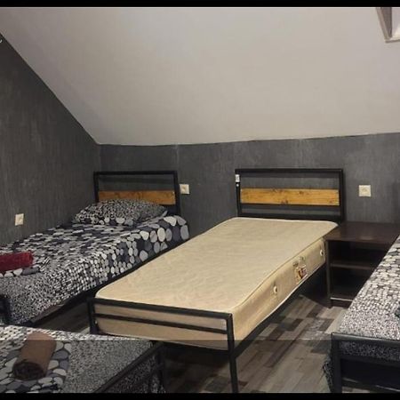 Kiev Hotel Tbilisi Buitenkant foto