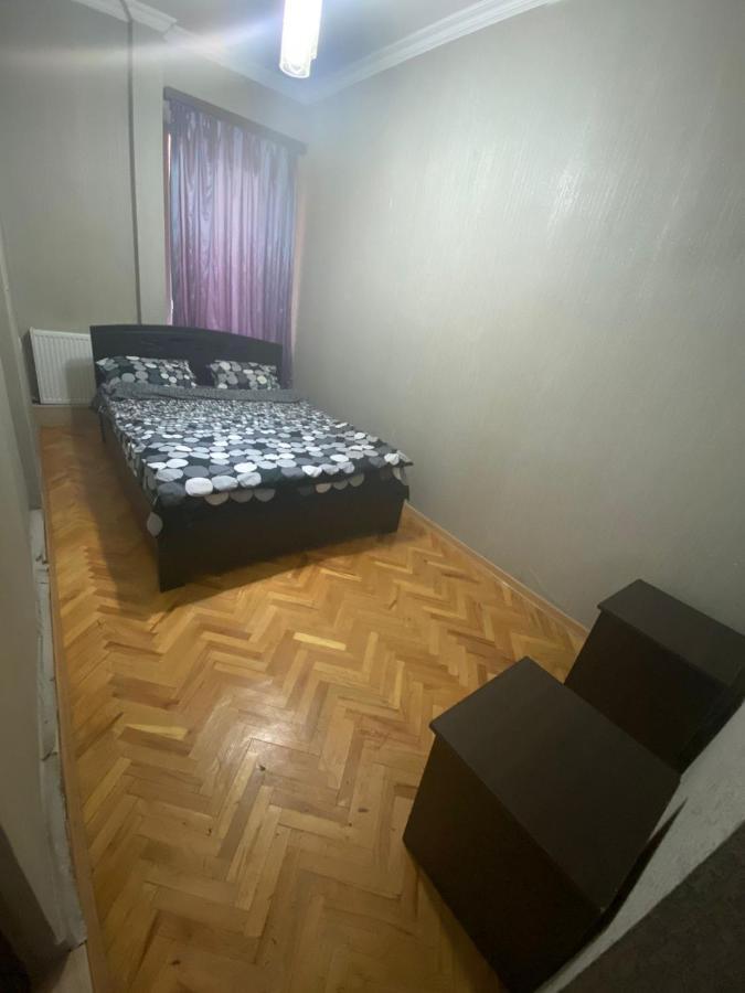 Kiev Hotel Tbilisi Buitenkant foto