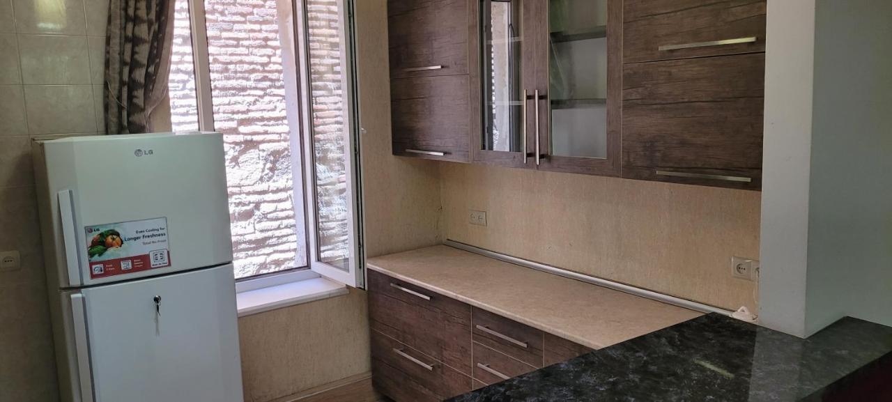 Kiev Hotel Tbilisi Buitenkant foto
