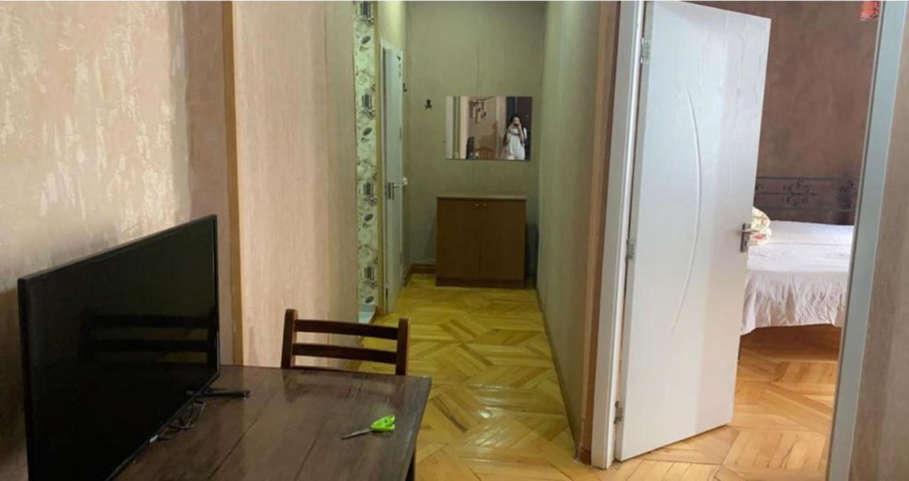 Kiev Hotel Tbilisi Buitenkant foto