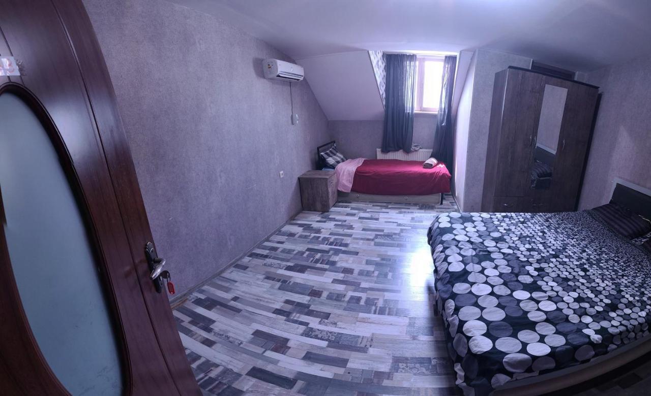 Kiev Hotel Tbilisi Buitenkant foto