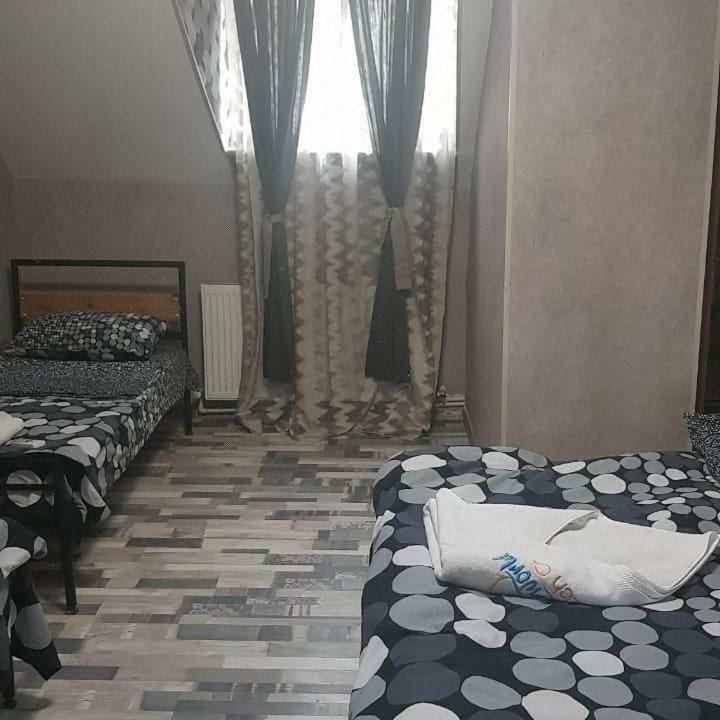 Kiev Hotel Tbilisi Buitenkant foto